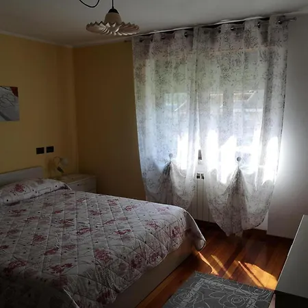 Casa Il Glicine דירה *