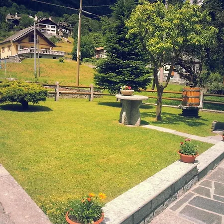 Casa Il Glicine דירה Premia